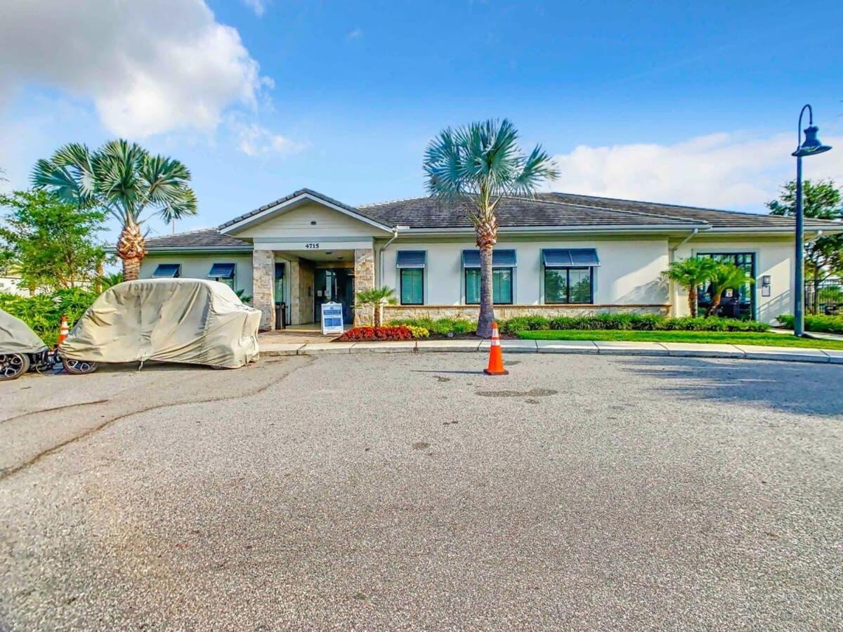 Gorgeous 2Br Lakeview Condo With Waterpark Kissimmee Exterior foto
